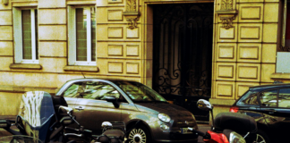 Elektrikli Dıştan Takma Motor ile Yüzme Keyfini Artırın!