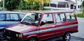 Elektrikli Mini Motor ile Keyifli Seyahat Deneyimini Keşfedin