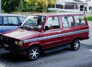 Elektrikli Mini Motor ile Keyifli Seyahat Deneyimini Keşfedin