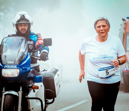 5 Akülü Elektrikli Motor Kaç Saatte Şarj Olur, Merak Edin!